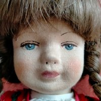 Колекционерска кукла Glorex Switzerland  46 см, снимка 13 - Колекции - 39543313