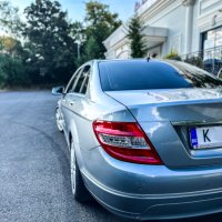 Mercedes-Benz C350, снимка 6 - Автомобили и джипове - 42225203