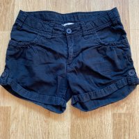 Дамски къси панталонки H&M , снимка 1 - Къси панталони и бермуди - 32073383