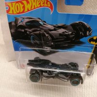 💕🧸Hot Wheels Batman V Superman Batmobile Black 2024 , снимка 2 - Колекции - 44321226