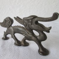 стара отварачка дракон метал фигура пластика, снимка 3 - Статуетки - 29125920