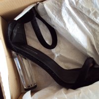 Дамски сандали, снимка 1 - Дамски елегантни обувки - 30402699