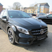 Mercedes-Benz GLA 250 4 Matic, снимка 4 - Автомобили и джипове - 36417264