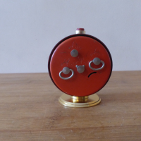 Будилник часовник Слава червен, снимка 7 - Антикварни и старинни предмети - 44687875