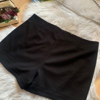 Къси панталонки FB Sister, снимка 2 - Къси панталони и бермуди - 39090336