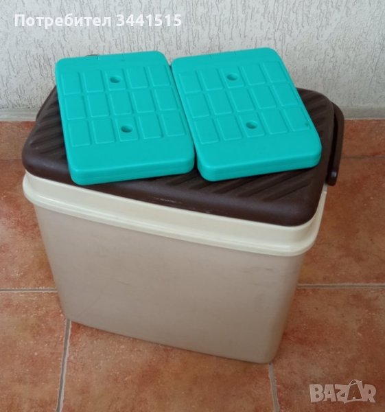 Хладилна чанта кутия с 2 с големи охлаждащи елемента - неползвана , снимка 1