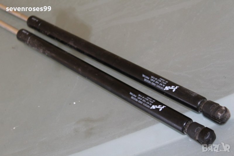 Амортисьор багажник ляв десен Renault megane scenic, снимка 1