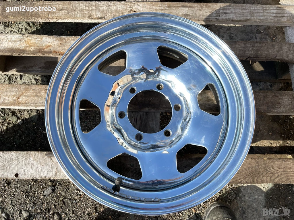 16 джанта 6х139,7 Toyota Land Cruser 6J Хром 110мм, снимка 1