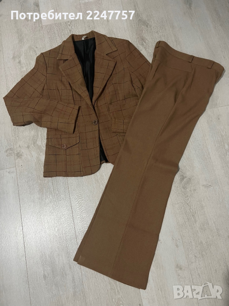 Дамско сако с панталон размер L, снимка 1