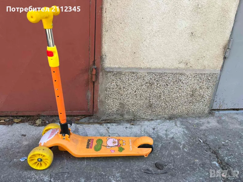 Детска тротинетка със светещи колела., снимка 1