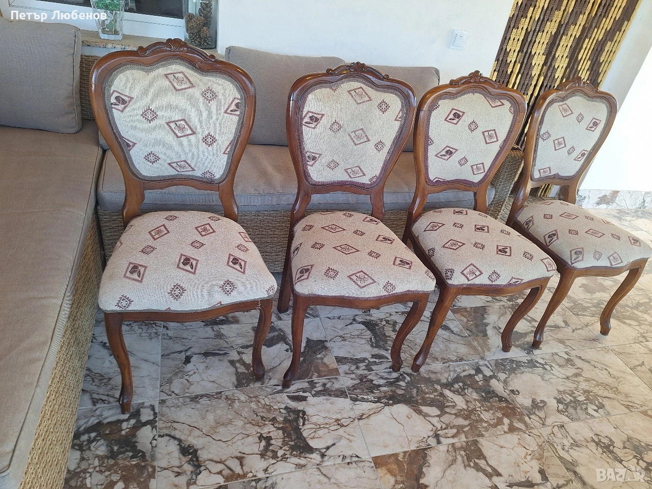 Четири стола от масив, снимка 1