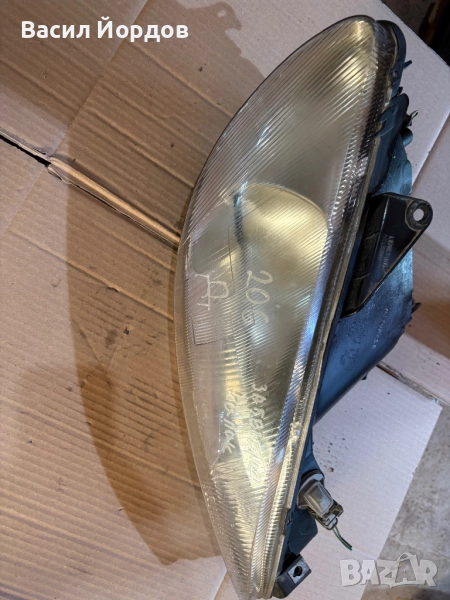 Десен Фар за Пежо 206 / Peugeot 206 / Десен Фар с забележки, снимка 1