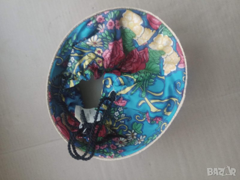 Продавам винтидж дамска чанта от 60-те, снимка 1