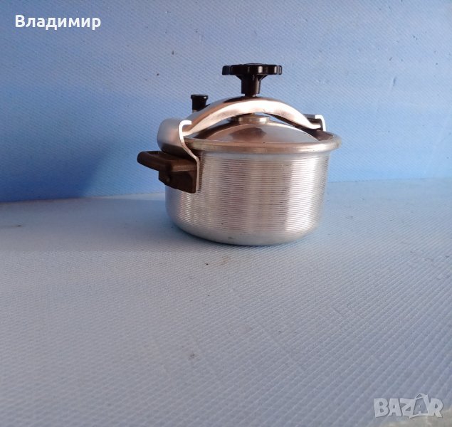 Тенджера под налягане-руска Минутка., снимка 1