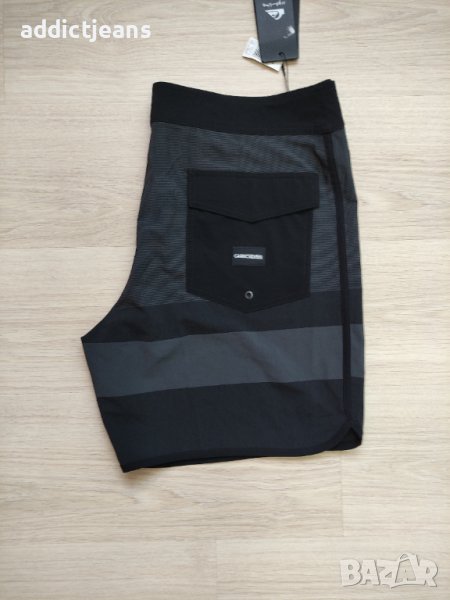 Мъжки къси панталони Quiksilver размер 38, снимка 1