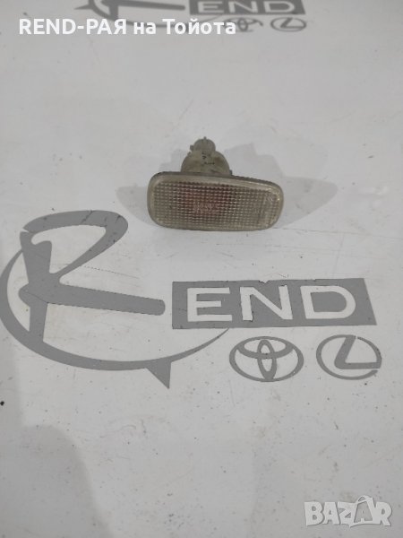 Преден десен мигач калник Corolla Verso 2001-2003, снимка 1