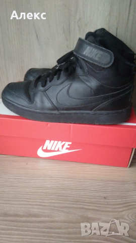 Nike - дамски кецове, снимка 2 - Кецове - 44685653