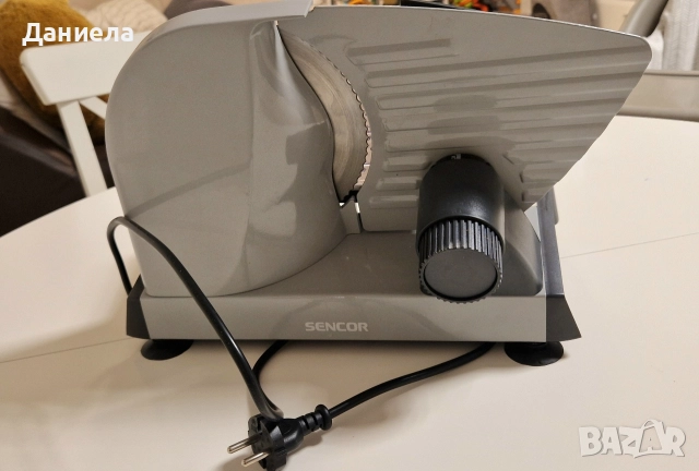 Колбасорезачка, машина за рязане на мезета Sencor, снимка 3 - Други - 52809652