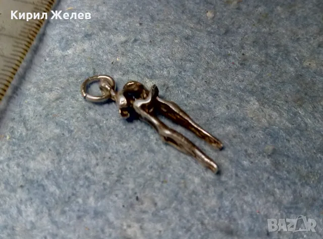 АРТИСТИЧЕН ФИГУРАЛЕН СРЕБЪРЕН МЕДАЛЬОН ЛЮБОВНА ПРЕГРЪДКА СРЕБРО ВИСОКА ПРОБА ФИНА РЪЧНА РАБОТА 46105, снимка 7 - Колиета, медальони, синджири - 49143115