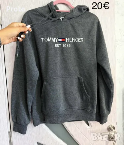 суичър на tommy