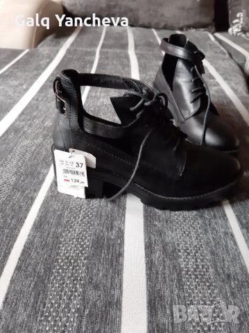 Дамски обувки , снимка 2 - Дамски ежедневни обувки - 34171115