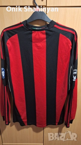 Екип на AC Milan 09/10 Домакински, снимка 2 - Спортни дрехи, екипи - 54278554