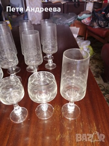 Стъклен сервиз от 34 части, снимка 2 - Сервизи - 37954273