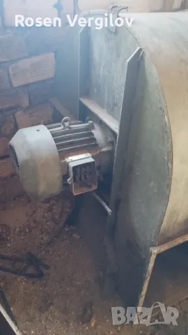 Аспирация, вентилатор тип охлюв. Два броя., снимка 1