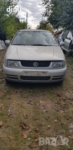 VW POLO 1.0 бензин 1998г. НА ЧАСТИ, снимка 1 - Автомобили и джипове - 44395275