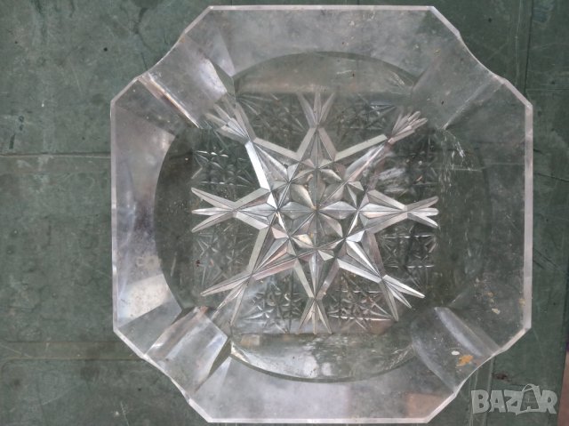 Кристални пепелници, снимка 2 - Декорация за дома - 41647840