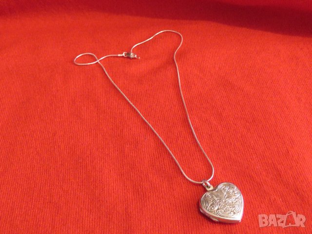 Сребърно синджирче със старинна сребърна муска, отварящо се сърце - кутийка с тайник, накит, амулет,, снимка 4 - Колиета, медальони, синджири - 35336015