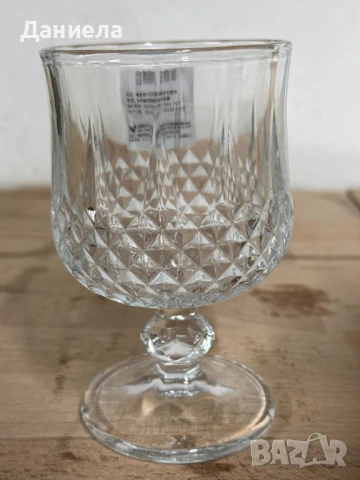 Комплект от 6 чаши за вино 