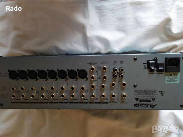Продавам миксер "Alesis multimix 12R", снимка 4 - Други - 52508564