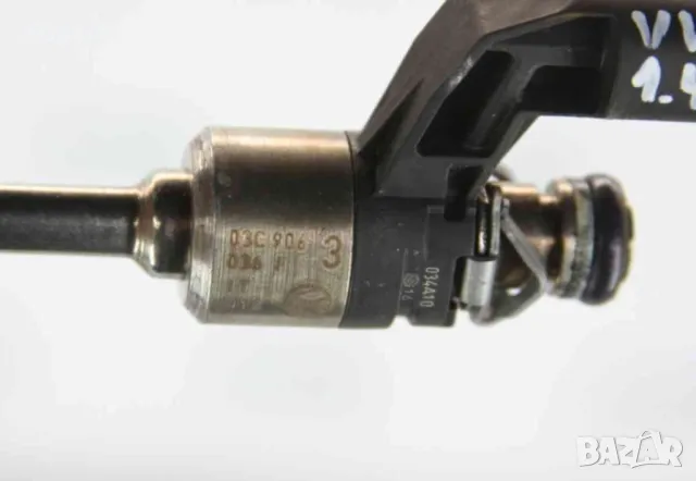 Дюза бензин за Volkswagen Golf 6 1.4tsi 122 к.с. (2008-2013) 03C906036F, снимка 2 - Части - 47372005