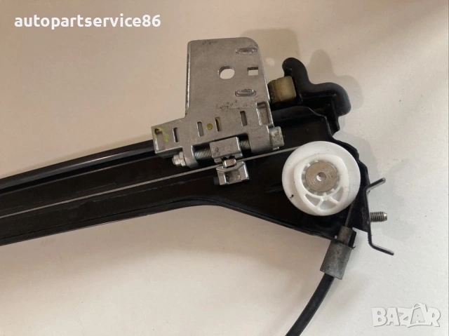 Регулатор за прозорец за предна дясна врата за Mercedes Clk, W209 Clk320 (2005) , снимка 3 - Части - 54041869
