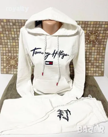 Tommy Hilfiger дамски комплект, снимка 3 - Спортни екипи - 49824421