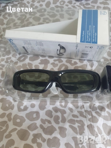 3D очила Phillips , снимка 6 - Слънчеви и диоптрични очила - 51463325