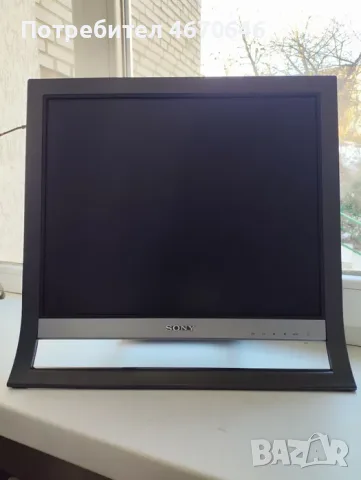 Монитор Sony SDM-HS75 , снимка 2 - Монитори - 55775023