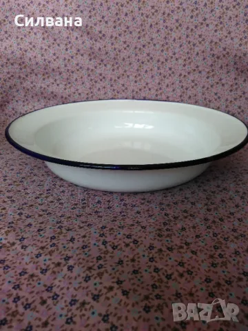 метална чиния, 1974g