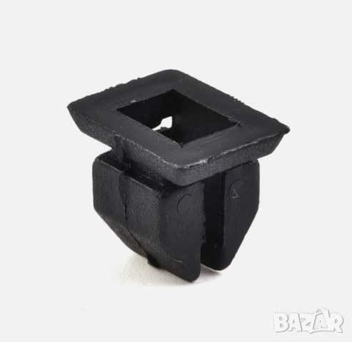 Щипка за облицовка на капака на багажника на Mercedes, снимка 4 - Аксесоари и консумативи - 52747298