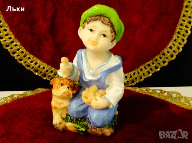 Немска статуетка Дете с куче. , снимка 1 - Статуетки - 37120900