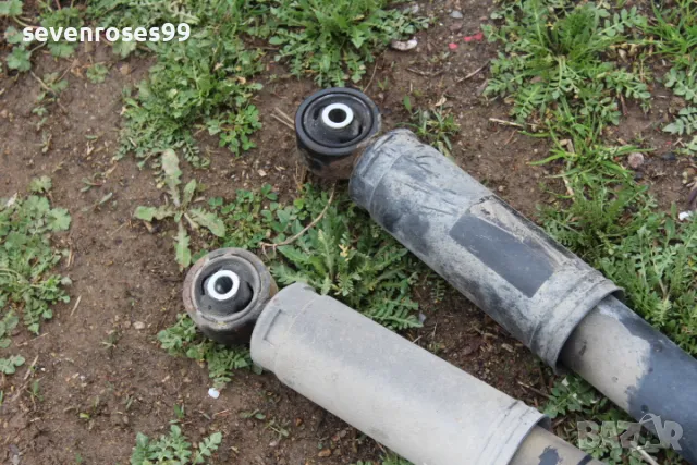 Амортисьор заден ляв десен Фиат Панда 3 1.3D 2012-2022 Fiat Panda 3 4врати, снимка 3 - Части - 49642270