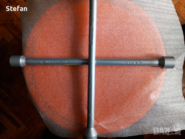 Резервна гума за Рено и Ключ за Джанти PARKSIDE, снимка 4 - Гуми и джанти - 49181294