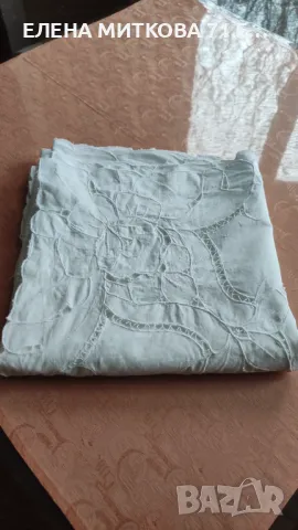 Бяла памучна покривка с рязана бродерия 120/120 см, снимка 1