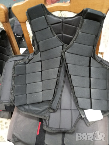 Протектори за езда  Beta 3 ,Germany , снимка 7 - Спортна екипировка - 42462182