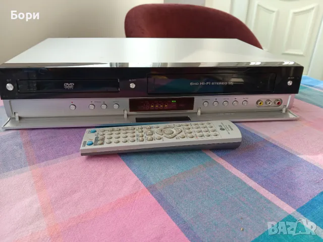 LG V 190 Видео/DVD VHS/DVD Combo Player, снимка 2 - Плейъри, домашно кино, прожектори - 48653450