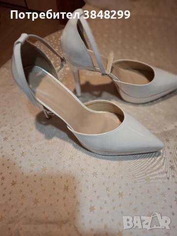 Обувки с платформа бели, снимка 2 - Дамски елегантни обувки - 53952122