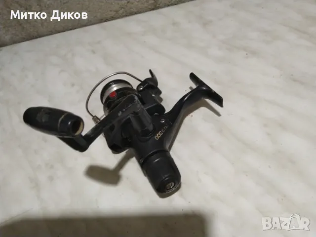 Shimano R2000 рибарска макара