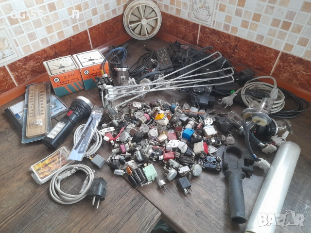 Микс от ретро техники и ел части., снимка 11 - Други ценни предмети - 53079575