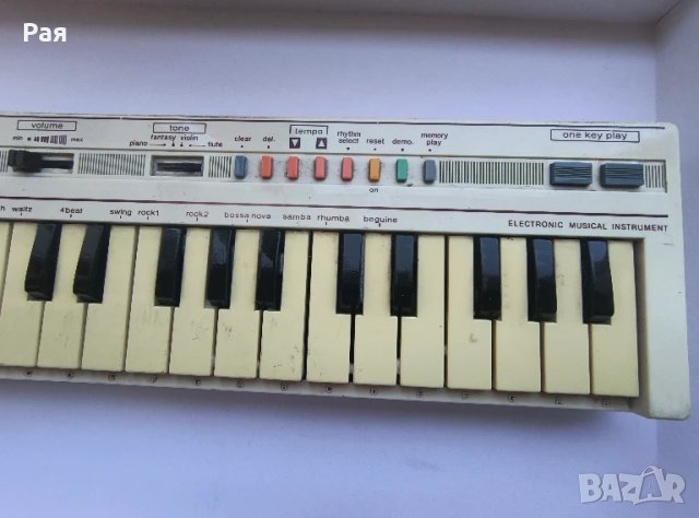 Vintage Casio PT-1 Електронна клавиатура и мини синтезатор Бял 29-клавиш Funciona , снимка 3 - Синтезатори - 50711642
